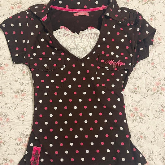 2000s henleys polka dot tee in brown/pink