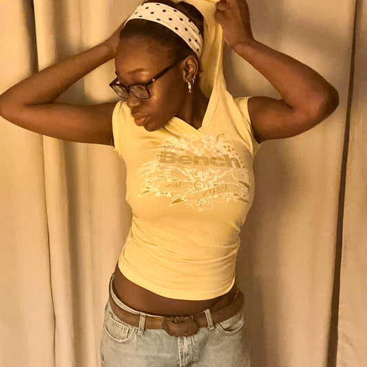 2000s vintage bench short sleeve hoodie top